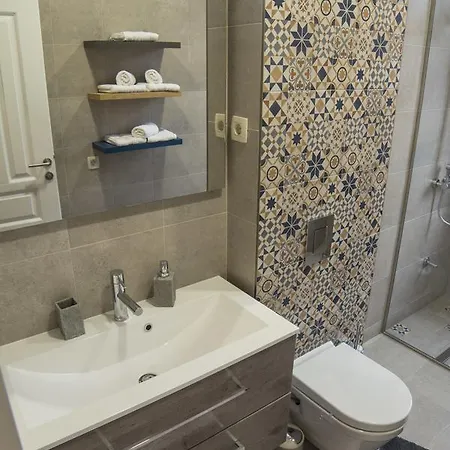Salim Apartment