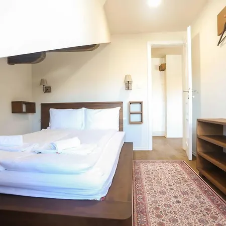 Salim Apartment